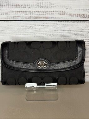 Vintage Coach black Signature Canvas trifold Wallet/clutch Set leather trim